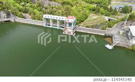 広島県世羅郡【三川ダム】ドローン空撮_MKD_No02 広島県世羅郡【三川ダム】ドローン空撮_MKD_No02 114345140