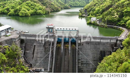 広島県世羅郡【三川ダム】ドローン空撮_MKD_No08 114345150