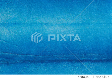 青色の紙 114348107