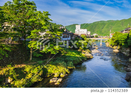 郡上八幡　吉田川　朝景 114352389