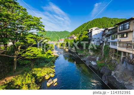 郡上八幡 吉田川 朝景 郡上八幡 吉田川 朝景 114352391
