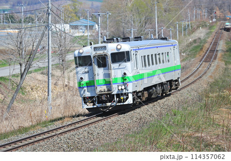 根室本線　大成ー芽室　JR北海道　キハ40-1768（釧路） 114357062