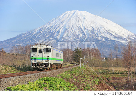 函館本線 倶知安ー小沢 JR北海道 キハ40-1818(苗穂) 函館本線 倶知安ー小沢 JR北海道 キハ40-1818(苗穂) 114360164