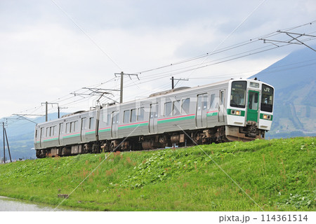 磐越西線 猪苗代ー川桁 JR東日本 719系 H-17編成(仙台) あいづ 磐越西線 猪苗代ー川桁 JR東日本 719系 H-17編成(仙台) あいづ 114361514