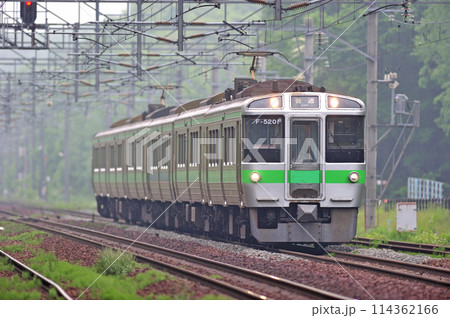 千歳線 北広島ー上野幌 JR北海道 721系 F-5201編成(札幌) 千歳線 北広島ー上野幌 JR北海道 721系 F-5201編成(札幌) 114362166