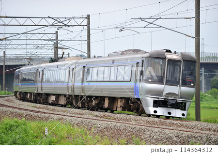 函館本線　豊幌ー江別　JR北海道　785系　NE-4編成（札幌）　スーパーカムイ　エアポート 114364312