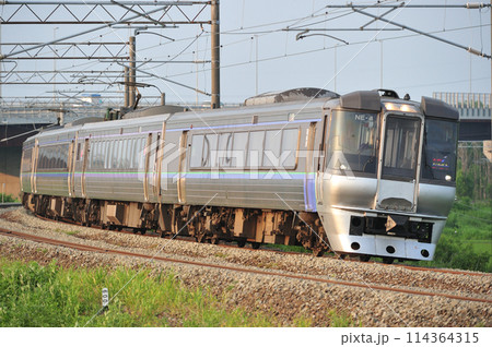 函館本線　豊幌ー江別　JR北海道　785系　NE-4編成（札幌）　スーパーカムイ　エアポート 114364315