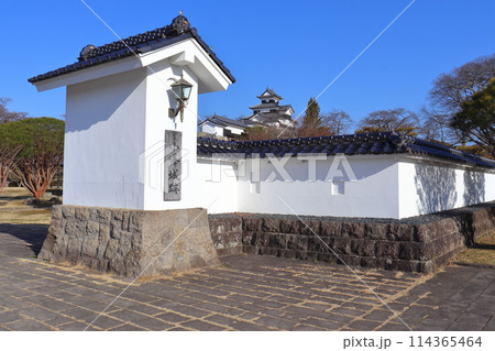 白河小峰城 藤門跡と三重櫓（城山公園） 114365464