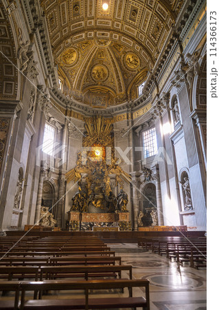 バチカン・サンピエトロ大聖堂 内部 / St. Peter's Basilica, Vatican バチカン・サンピエトロ大聖堂 内部 / St. Peter's Basilica, Vatican 114366173