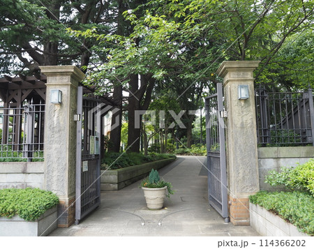 横浜山手西洋館の一つ、ベーリック・ホール 114366202