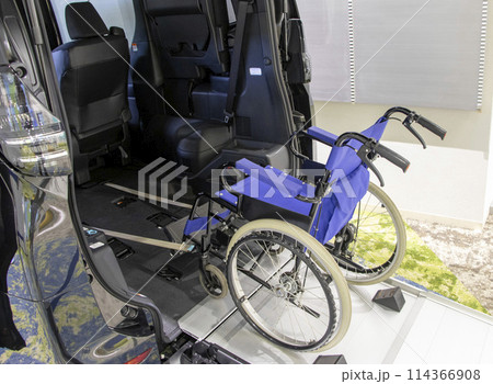 福祉車両 車椅子 114366908