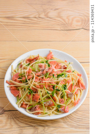 鮭のスパゲッティー 114369431