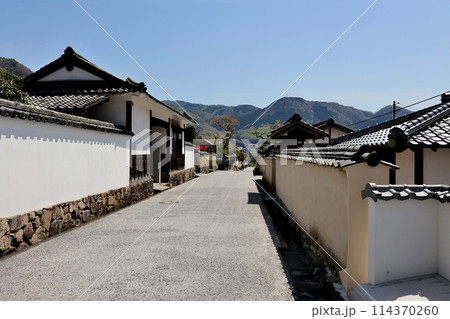 高梁市の市街地の散策　武家屋敷　石火矢町ふるさと村 114370260
