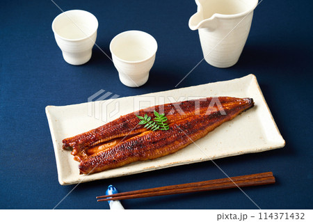 うなぎ蒲焼 うなぎ蒲焼 114371432