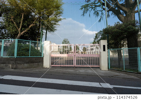 学校の門、校門、 学校の門、校門、 114374526