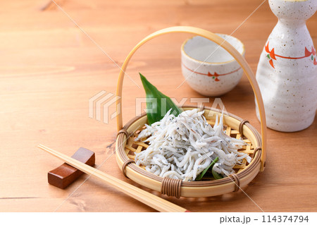 しらす（ 釜揚げしらす ） 114374794