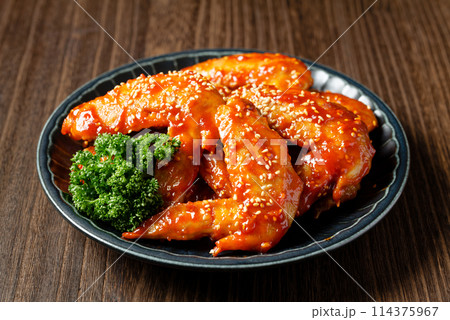ヤンニョムチキン 114375967