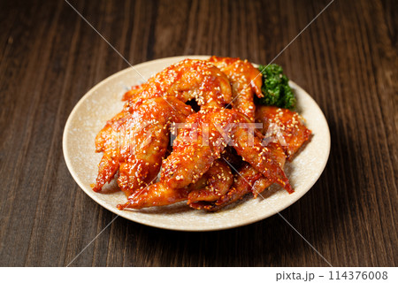 ヤンニョムチキン 114376008