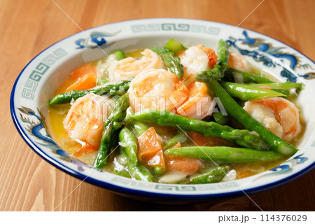 エビとアスパラの中華炒め 114376029