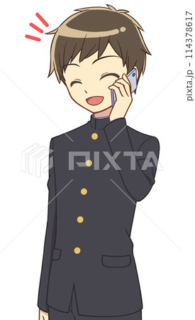 スマホで笑って話す学ランの男の子 スマホで笑って話す学ランの男の子 114378617