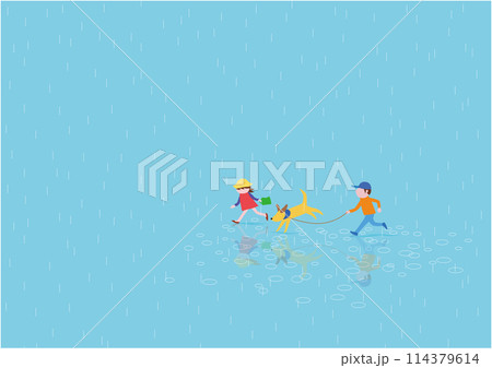 雨の中をイヌと散歩する兄妹のイラスト 114379614