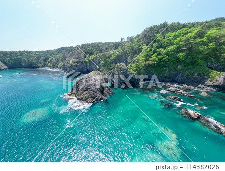 「岩手県」ドローンで穴通磯付近を空撮 114382026