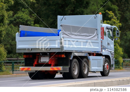 ダンプトラック ダンプトラック 114382586