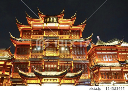 豫園の夜景 上海 中国 豫園の夜景 上海 中国 114383665