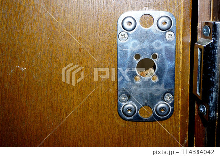 DIY 鍵の交換 DIY 鍵の交換 114384042