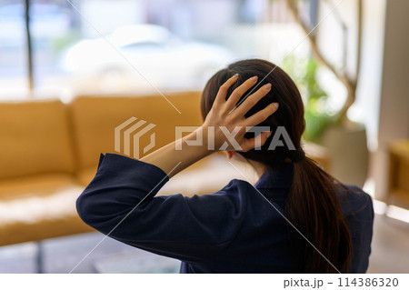 女性のポートレート 女性のポートレート 114386320