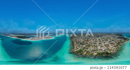 Bacalar seven colors lagoon in Quintana Roo 114391077