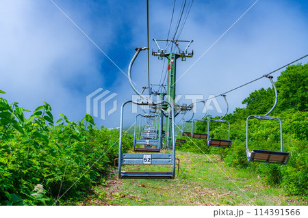 【山素材】白馬八方尾根のリフト【長野県】 114391566