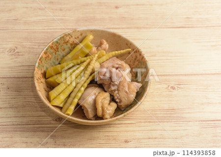 タケノコと鶏肉の煮物 114393858