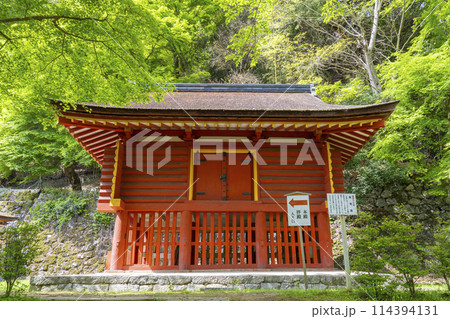 新緑の季節　談山神社　東宝庫 114394131