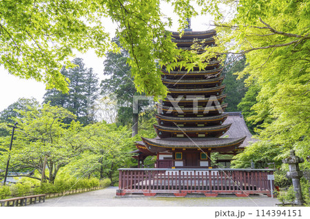 新緑の季節　談山神社　十三重塔（神廟） 114394151