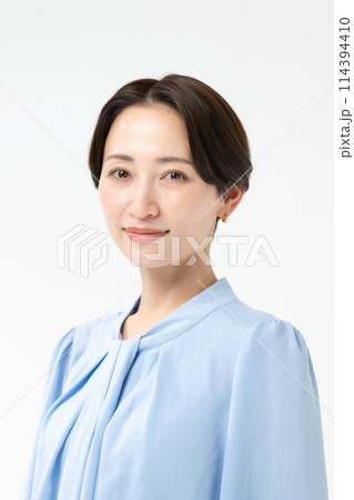 女性ポートレート 114394410