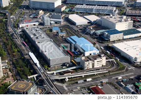 大阪府咲州庁舎の展望台から見た市交通局南港検車場 114395670