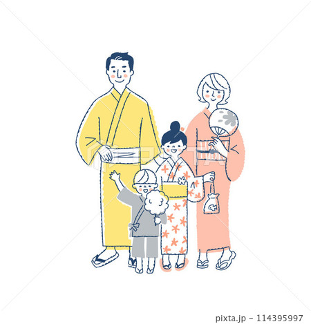 浴衣姿の4人家族 114395997