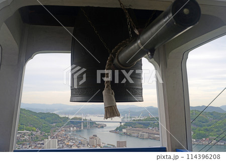 尾道千光寺驚音楼より尾道水道を望む-1 114396208