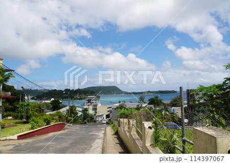 ポートビラの町並み　バヌアツ 114397067