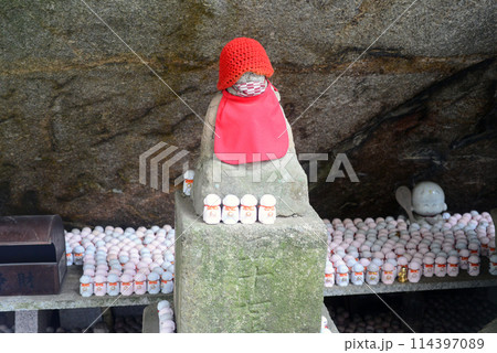 尾道千光寺のお願い地蔵様 114397089