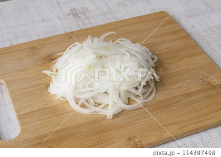 新玉ねぎのスライス 新玉ねぎのスライス 114397498