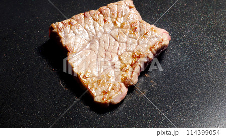 牛肉焼肉 114399054