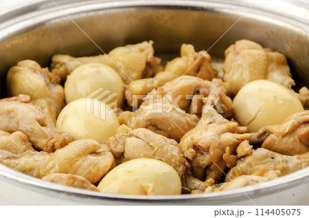 鶏手羽元とたまごの甘辛煮 鶏手羽元とたまごの甘辛煮 114405075