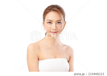 Beautiful young asian woman with clean fresh skin on white background, Face care, Facial treatment, Cosmetology, beauty and spa, Asian women portrait. Beautiful young asian woman with clean fresh skin on white background, Face care, Facial treatment, Cosmetology, beauty and spa, Asian women portrait. 114408121