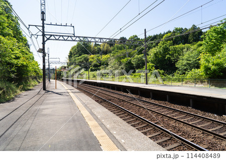 朝熊駅のホーム(近鉄鳥羽線) 朝熊駅のホーム(近鉄鳥羽線) 114408489
