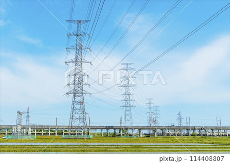 鉄塔のある風景 114408807