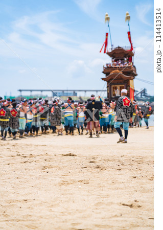 亀崎潮干祭最大の見せ場、海浜曳き下ろし〈愛知県半田市〉 亀崎潮干祭最大の見せ場、海浜曳き下ろし〈愛知県半田市〉 114413514