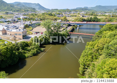 香川県のバス釣りの名所の府中湖 香川県のバス釣りの名所の府中湖 114413888