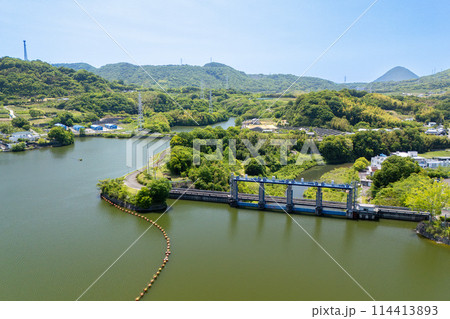 香川県のバス釣りの名所の府中湖 114413893